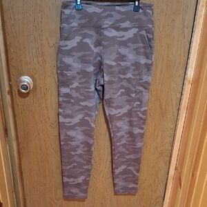 Womens Pink Victoria Secret Camouflage Leggings